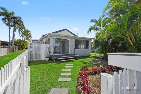 72 Bathurst St, Elliott Heads, QLD 4670