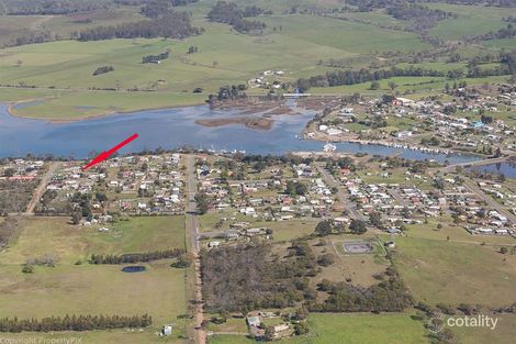 8 Lord St, Triabunna, TAS 7190