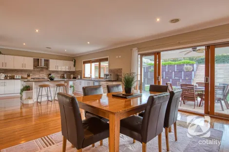Property photo of 13A Caserta Drive Berwick VIC 3806