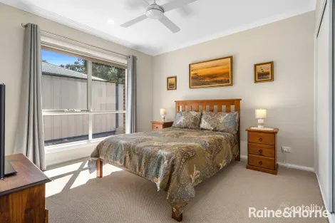 Property photo of 3/21 Scullys Lane Heathcote VIC 3523