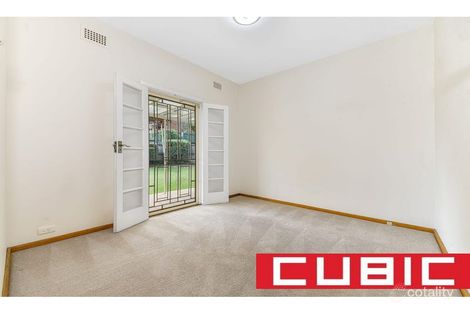 Property photo of 6 Pineview Avenue Roselands NSW 2196