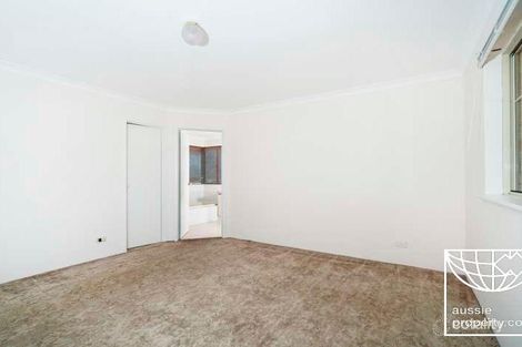 Property photo of 1 Southern Cross Circle Ocean Reef WA 6027