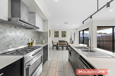 21 Icarus Cres, Burpengary, QLD 4505