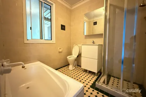 Property photo of 66 Sadleir Avenue Sadleir NSW 2168