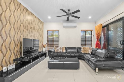 Property photo of 2 Tranquil Place McDowall QLD 4053