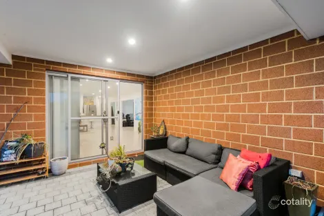 Property photo of 5 Rothery Loop Piara Waters WA 6112