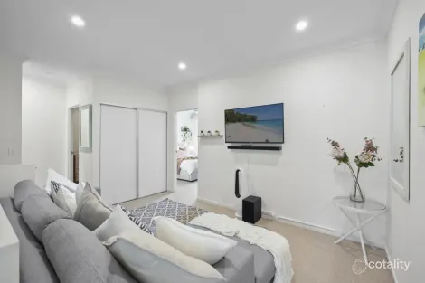 Property photo of 7/3031 The Boulevarde Carrara QLD 4211