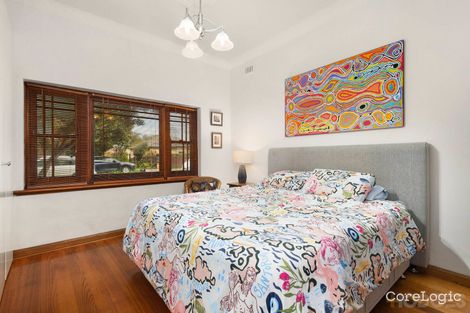 Property photo of 11 Dover Street Caulfield South VIC 3162