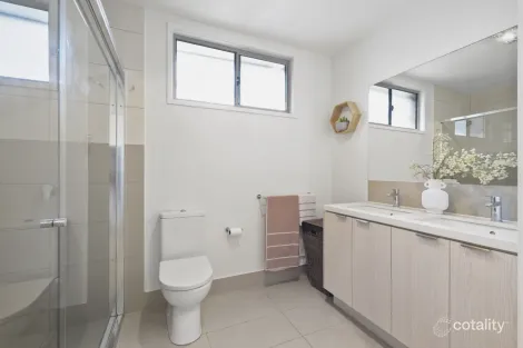 Property photo of 7/3031 The Boulevarde Carrara QLD 4211