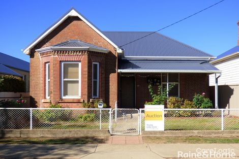 Property photo of 18 Wombat Street Young NSW 2594