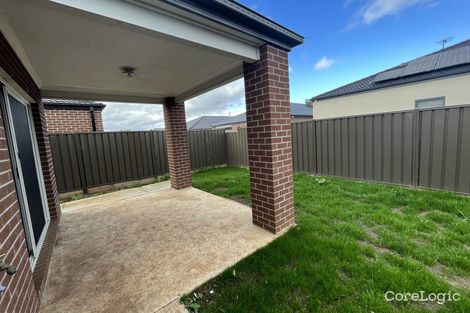Property photo of 10 Amethyst Road Cobblebank VIC 3338