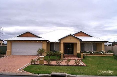 4 Maple Cres, Helena Valley, WA 6056