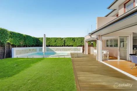 Property photo of 37 Lakeside Drive Sandhurst VIC 3977