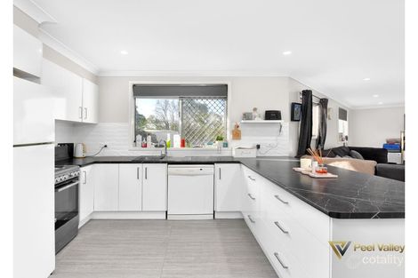 Property photo of 60 Kyooma Street Hillvue NSW 2340