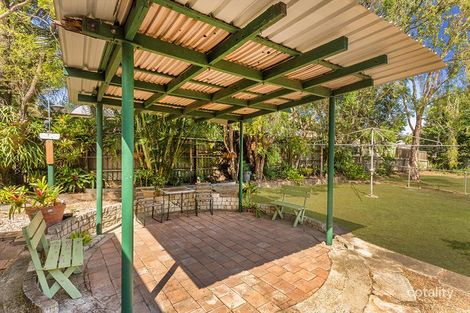 14 Layard St, Holland Park, QLD 4121