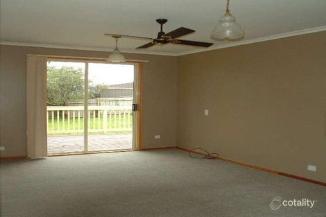Property photo of 2 Roberts Court Warragul VIC 3820