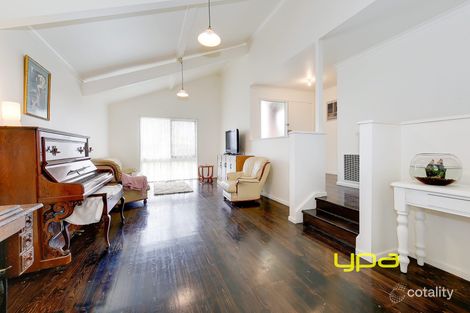 Property photo of 4 Lachlan Court Werribee VIC 3030