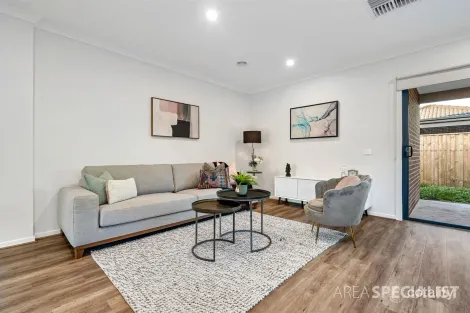 Property photo of 19 Lensing Street Clyde North VIC 3978
