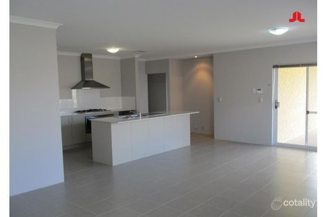 Property photo of 15 Arnside Bend Waikiki WA 6169