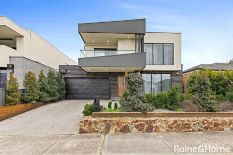Property photo of 31 Breeze Way Greenvale VIC 3059