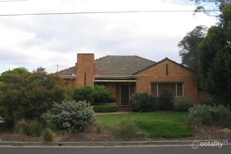 13 Wickham Gr, Strathmore, VIC 3041