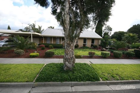 Property photo of 2 Stratford Square Wantirna VIC 3152