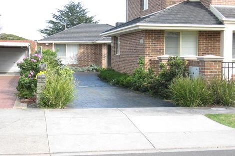 Property photo of 2/5 Halliday Street Mount Waverley VIC 3149