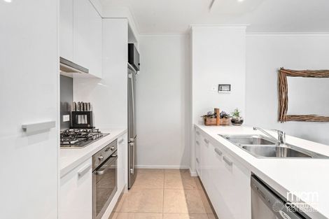Property photo of 1801/180 City Road Southbank VIC 3006