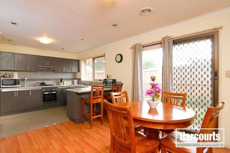 Property photo of 1/5 Sunbird Crescent Carrum Downs VIC 3201