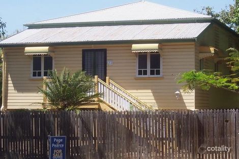 27 Clayton St, Hermit Park, QLD 4812