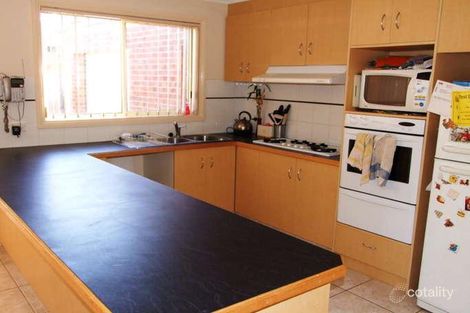 Property photo of 9 Grice Quadrant Pakenham VIC 3810
