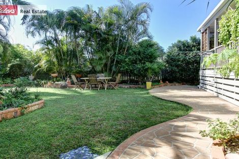 Property photo of 25 Aplin Street Point Vernon QLD 4655