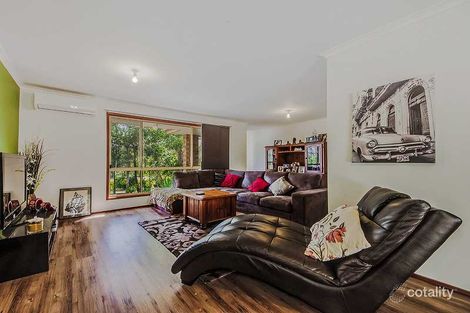 Property photo of 28 Kenneth Drive Highland Park QLD 4211