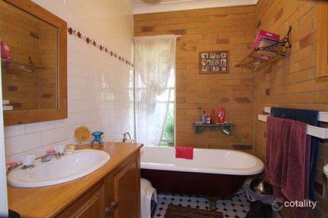 Property photo of 70 Cummins Road Branyan QLD 4670