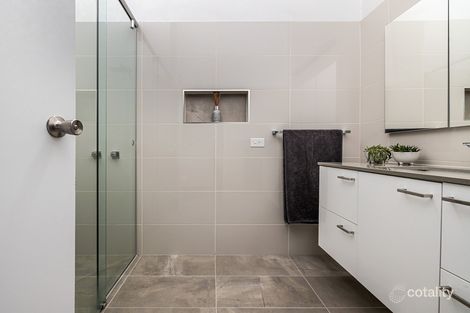 402 Mascoma St, Strathmore Heights, VIC 3041