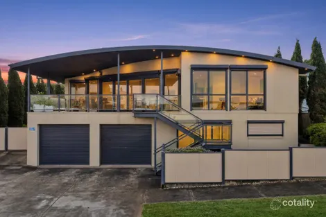 4 Halcyon Ave, San Remo, VIC 3925