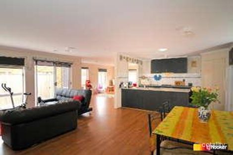 Property photo of 16 Dulwich Lane Cranbourne North VIC 3977