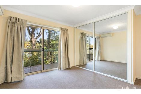 Property photo of 1/15 Finney Road Indooroopilly QLD 4068