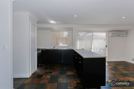 Property photo of 21 Pinnacles Place Ballajura WA 6066