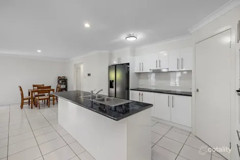 Property photo of 2 Lizard Place Redland Bay QLD 4165