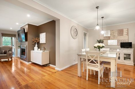 Property photo of 8 Bimbadeen Crescent Yallambie VIC 3085