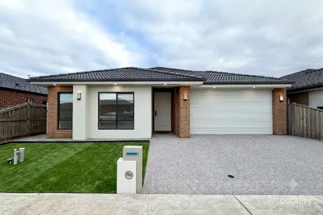 34 MANNAGUM DR, BEVERIDGE, VIC 3753