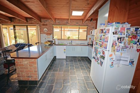 Property photo of 11 Robins Avenue Portland VIC 3305