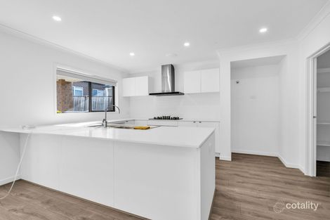 Property photo of 3 Pilatus Crescent Point Cook VIC 3030