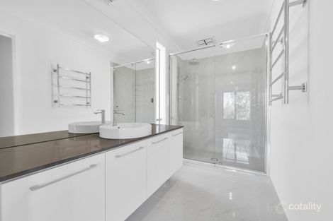 Property photo of 3 Pilatus Crescent Point Cook VIC 3030