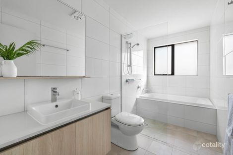 Property photo of 23 Starboard Lane Shell Cove NSW 2529