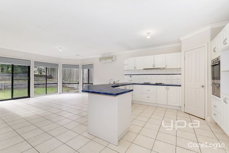 Property photo of 12 Royal Terrace Craigieburn VIC 3064