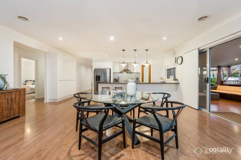 Property photo of 60 Diamond Parade Skye VIC 3977