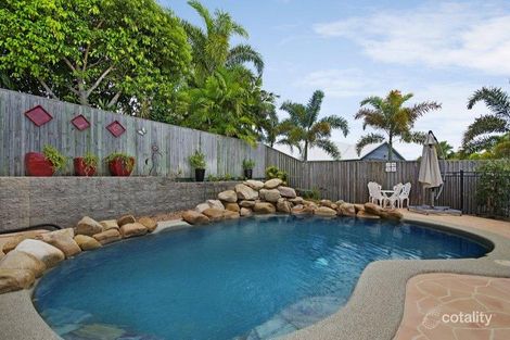 Property photo of 11 Ugarte Street Bushland Beach QLD 4818
