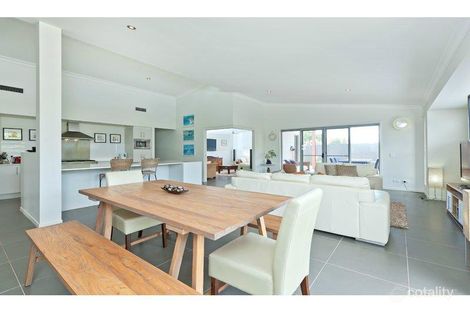 Property photo of 1 Amalia Street Birkdale QLD 4159